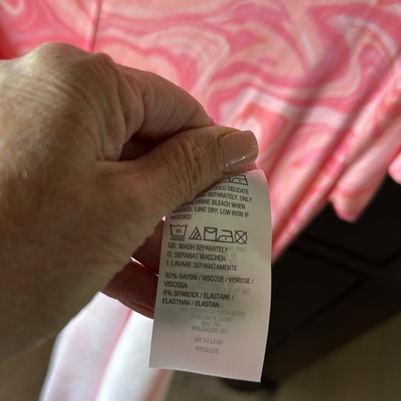 Belle by Kim Gravel Marble Print Maxi Dress Womens L Pink Beach loungewear Comfy - Picture 9 of 9